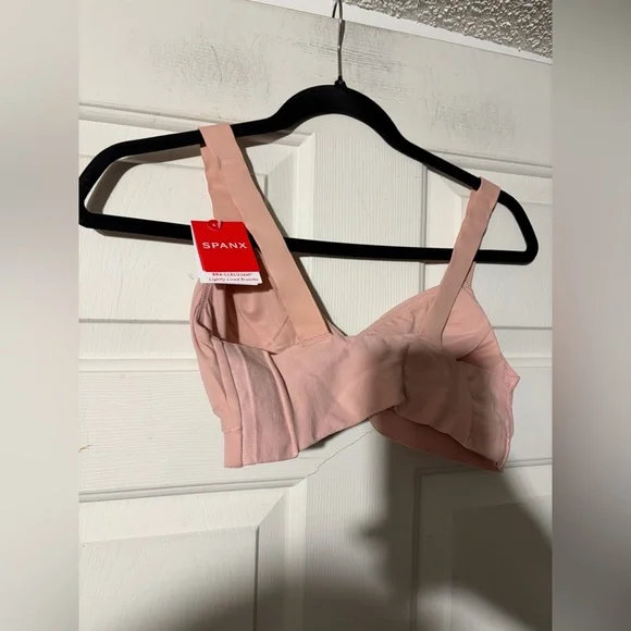 NWT Spanx lightly lined bralette in vintage rose - Picture 3 of 9
